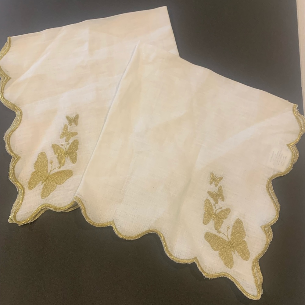 Lot of 2 NEW Nomi K Butterfly linen napkins